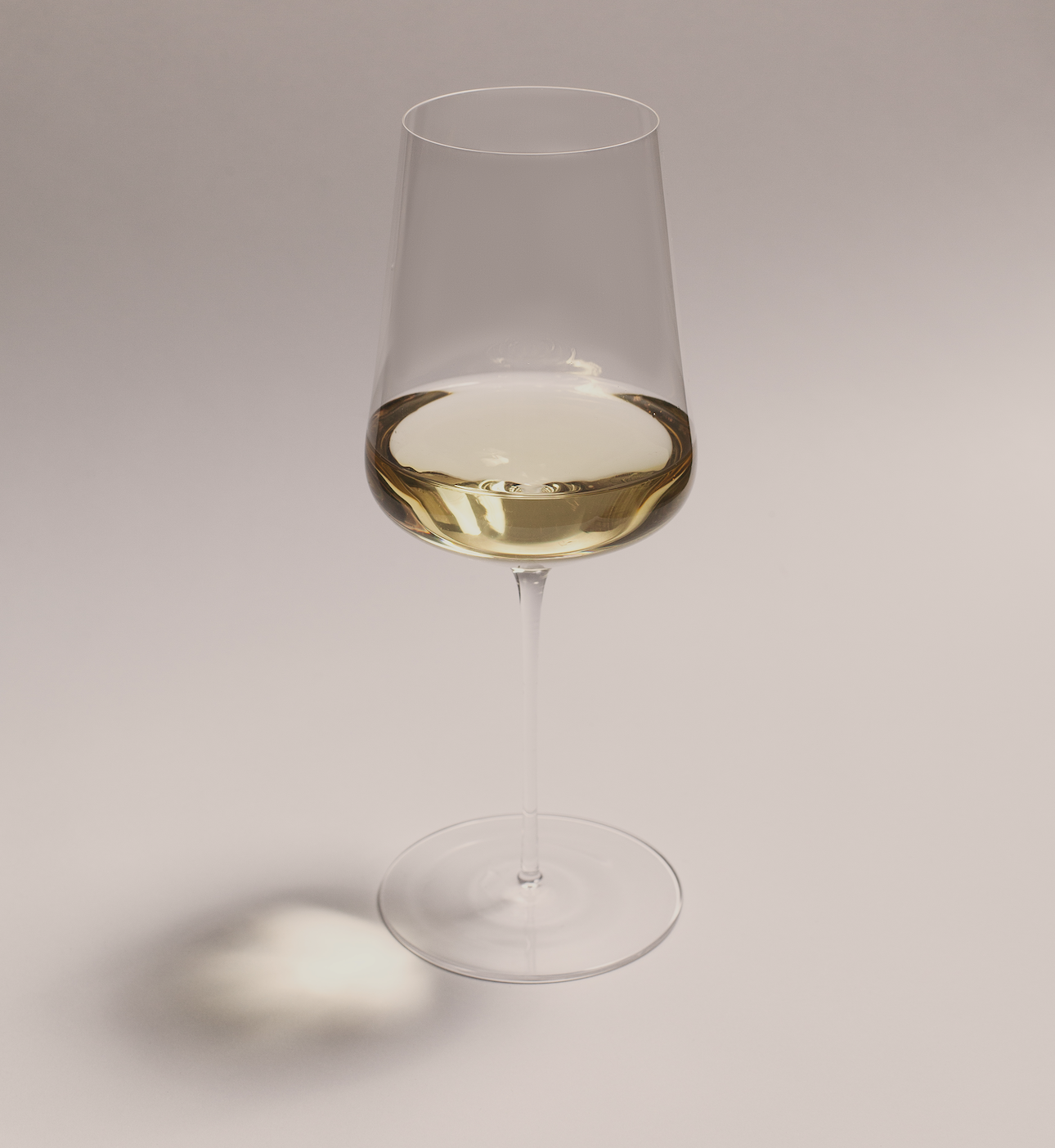 Винный Белый